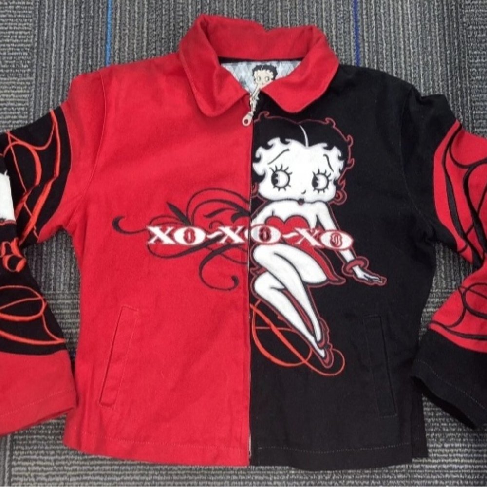 RARE BETTY BOOP NASCAR RACING JACKET KISSES & HUGS XOXO COLOR: RED & BLACK BY JH